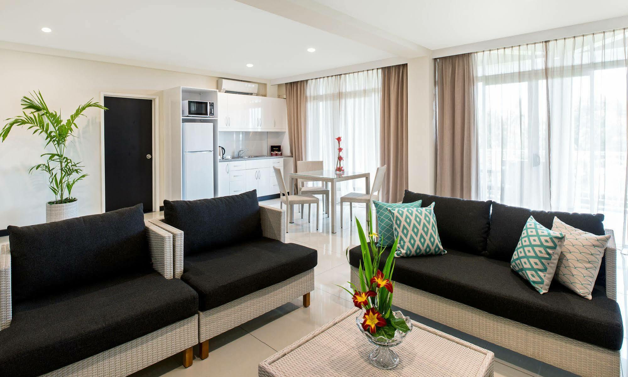 נוקואלופה Tanoa International Dateline Hotel מראה חיצוני תמונה